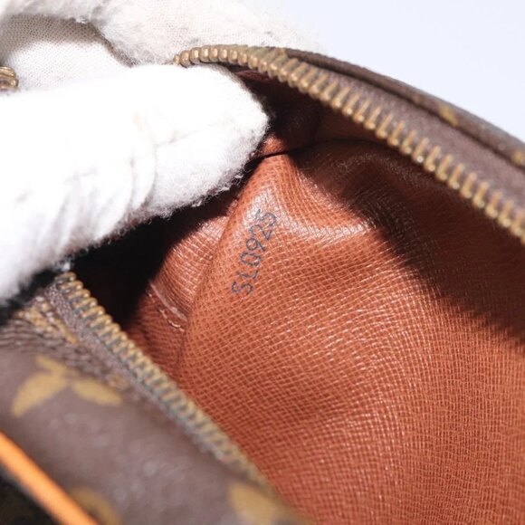 LOUIS VUITTON Monogram Compiegne 28 Clutch Bag - Picture 12 of 16